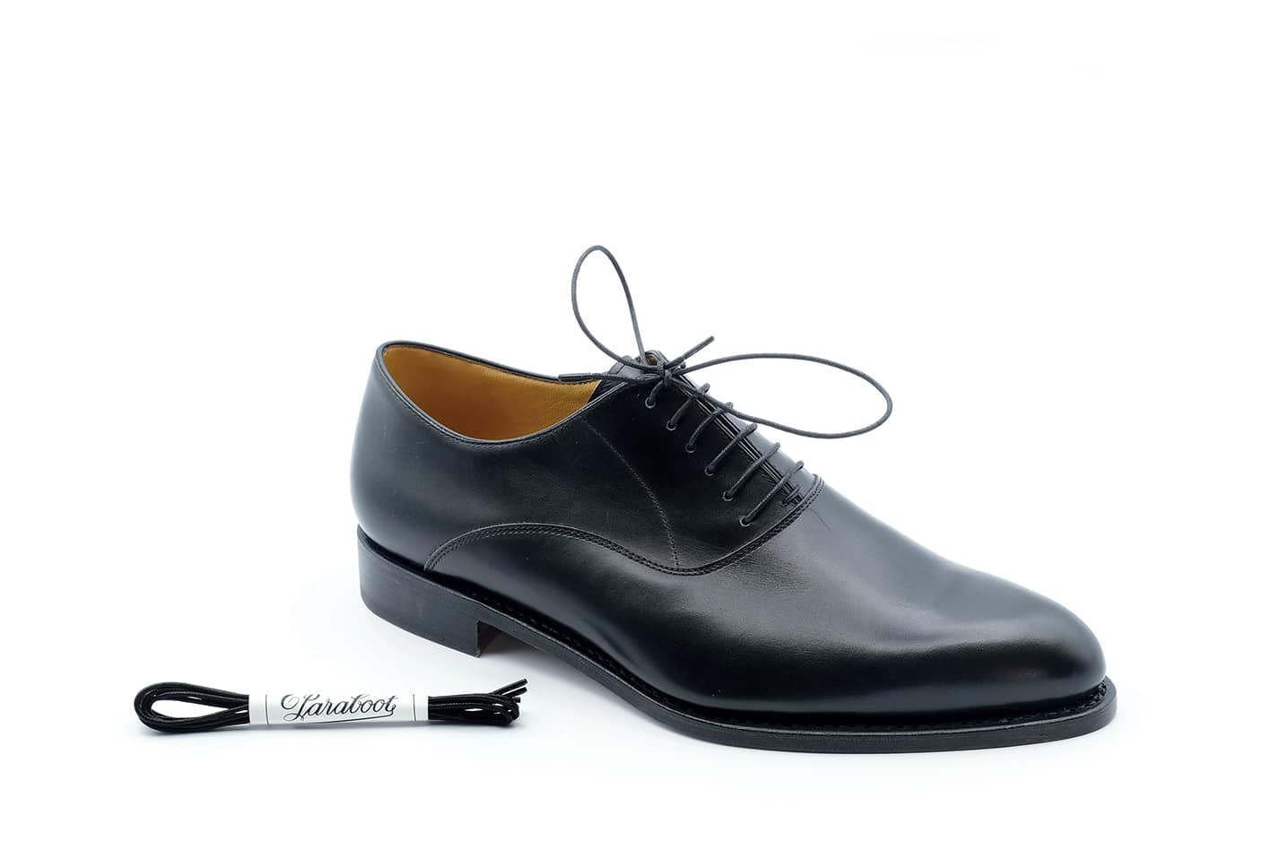 LACETS FINS RONDS CIRES/NOIR