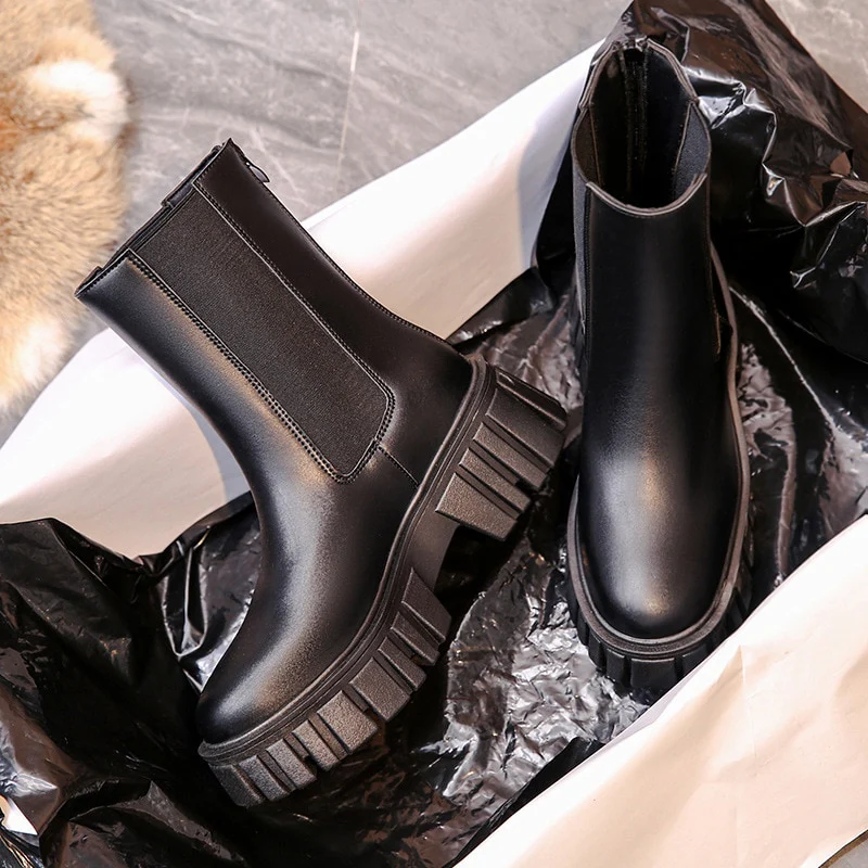 bottines Chelsea Crantées – Lily – Chunky en Similicuir Noir
