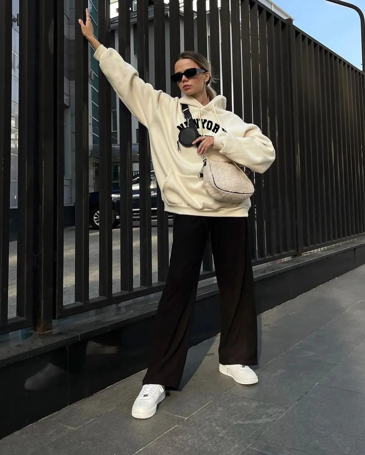 Sweat à Capuche en Polyester à Manches pour Femme