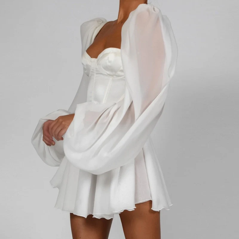 Robe de soirée élégante blanche à manches lanternes