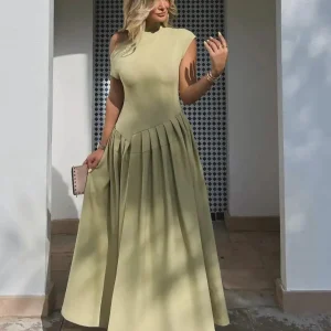 Robe Femme Slim à Col Rond et Style Old Money - Robe Séraphine